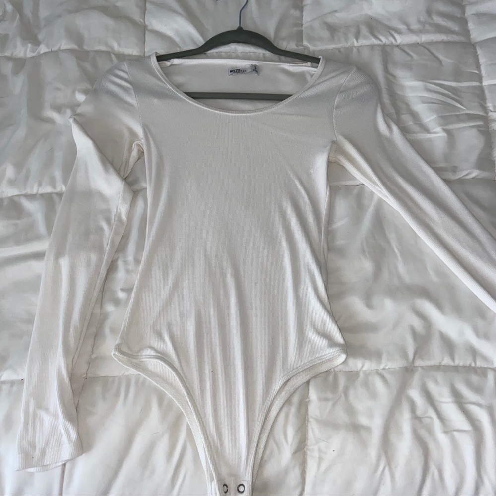 White long sleeve body suit